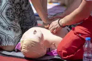 Find First-Aid Classes Near Me: A Practical Guide